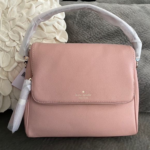 kate spade Handbags - NWT Kate spade crossbody
